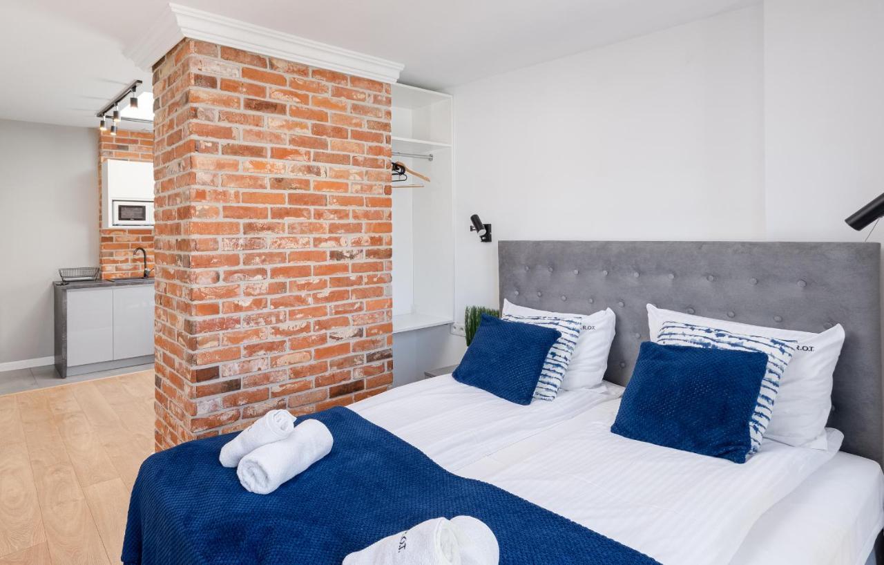 Saint Florian'S Suites - Old Town Luxury Apartments - By Upstairs Cracovia Exterior foto