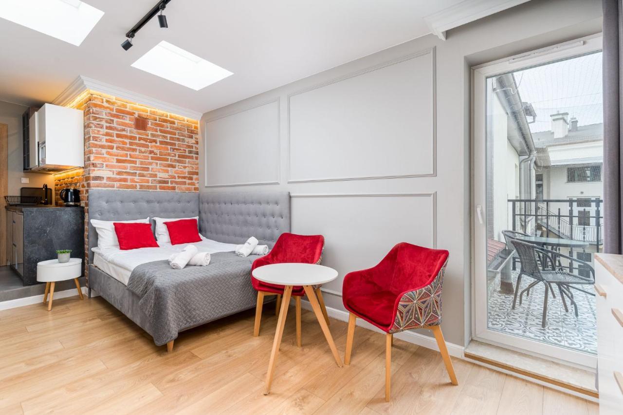 Saint Florian'S Suites - Old Town Luxury Apartments - By Upstairs Cracovia Exterior foto