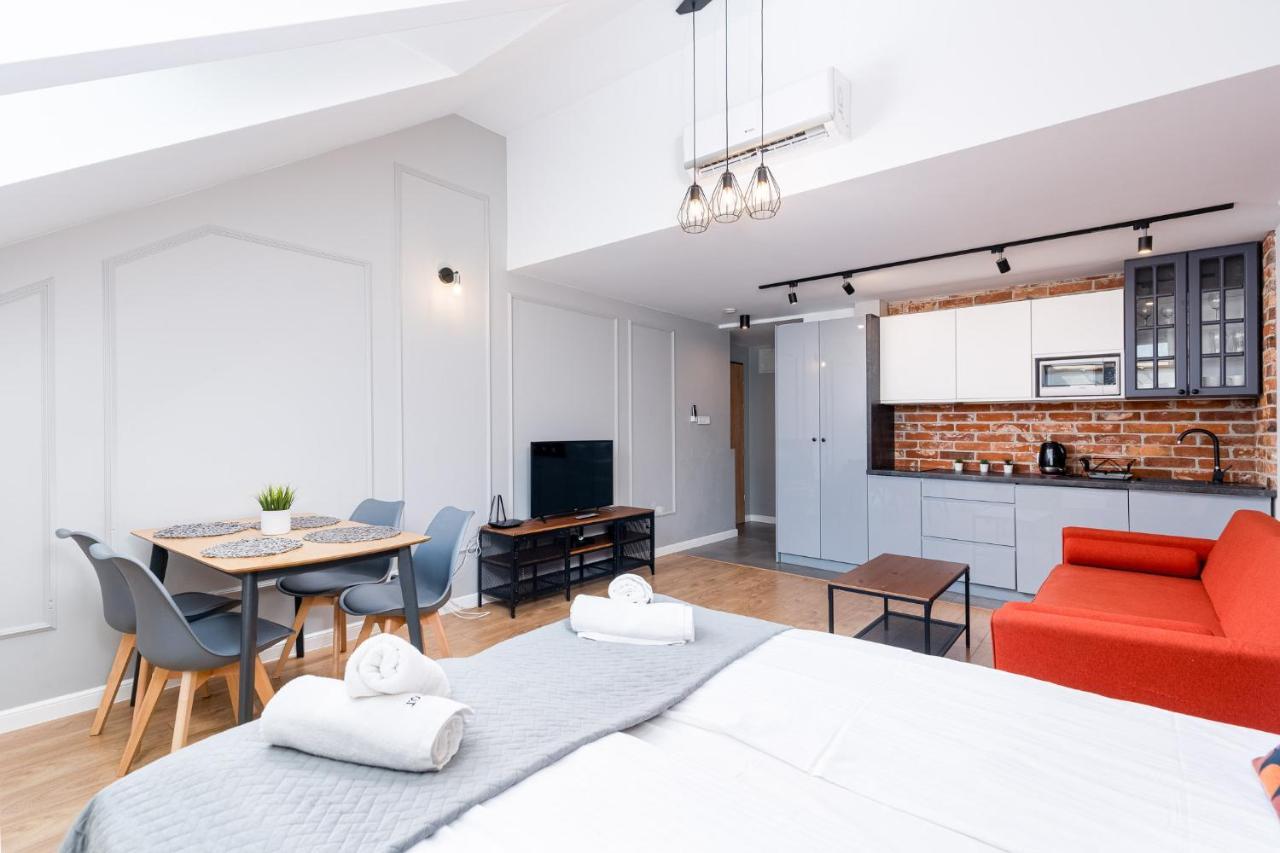 Saint Florian'S Suites - Old Town Luxury Apartments - By Upstairs Cracovia Exterior foto