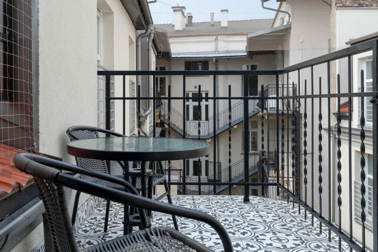 Saint Florian'S Suites - Old Town Luxury Apartments - By Upstairs Cracovia Exterior foto