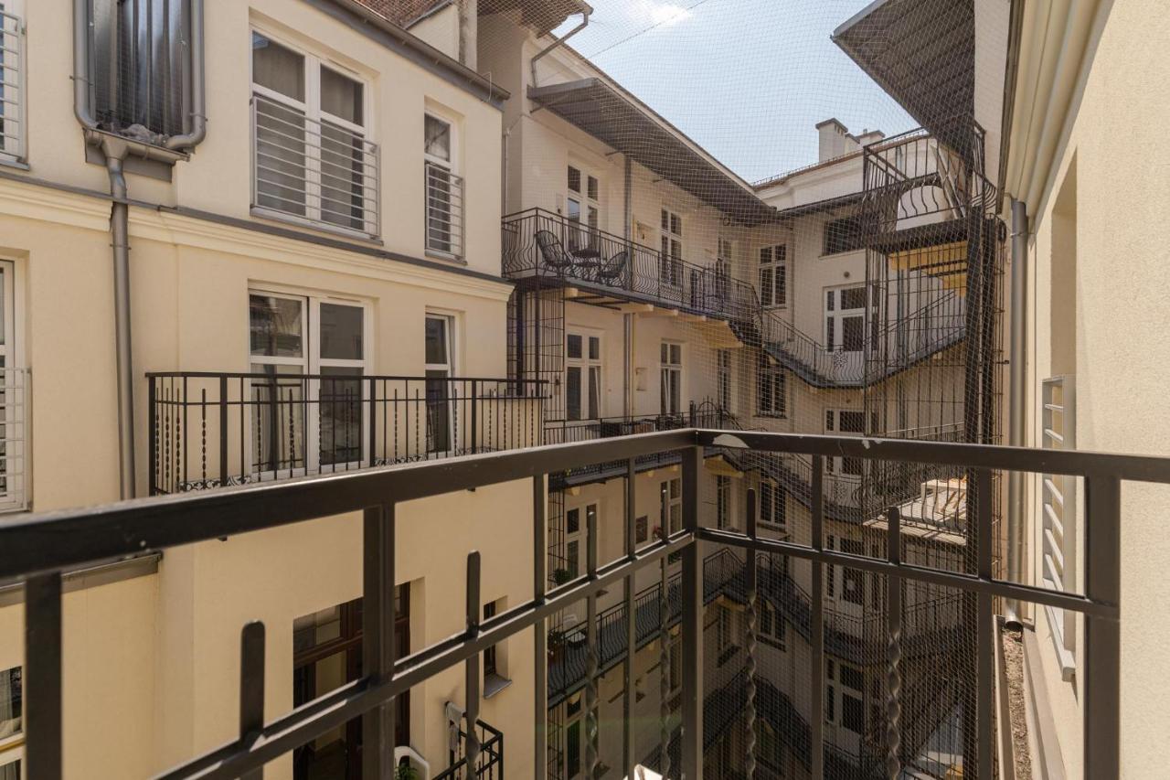 Saint Florian'S Suites - Old Town Luxury Apartments - By Upstairs Cracovia Exterior foto